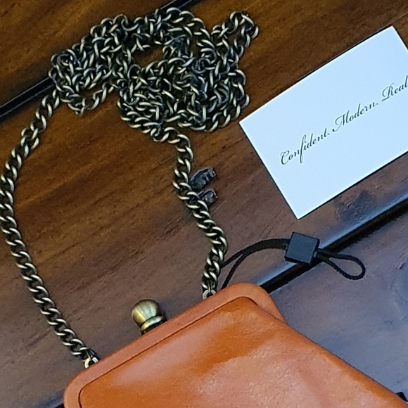 🆕 HOBO Mini Crossbody Leather Bag with Long Chain Strap. NWOT - Picture 5 of 9